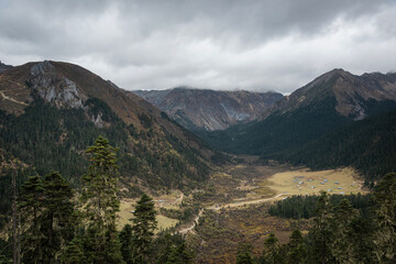 Fototapeta premium Scenery of Shangri-La, a county-level city in northwestern Yunnan province, China ,tourist attraction