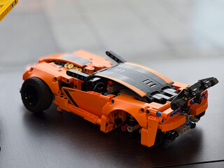 Obraz premium Orange technic sports car model