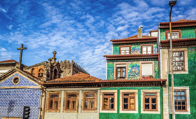Fototapeta premium Residential buildings on Rua de Dom Manuel II in Porto, Portugal