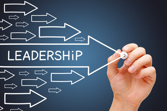 Hand Drawing Leadership Arrows Concept