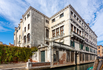 Naklejka premium Palazzo Gradenigo in Santa Croce sestiere, Venice, Italy