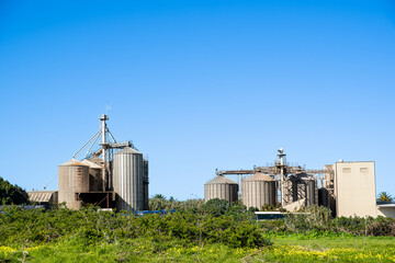 Obraz premium Farm with silos for animal feed
