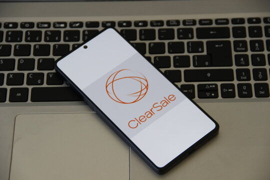 ClearSale - Empresa de solu&ccedil;&otilde;es antifraude e intelig&ecirc;ncia de dados, especializada em proteger e-commerces, institui&ccedil;&otilde;es financeiras e outros setores contra fraudes online. 