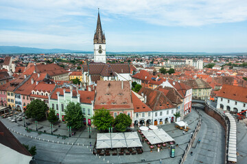 Obraz premium View of the old historic center of Sibiu from the Council Tower