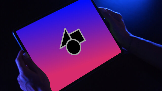 Tablet Dark Mockup 10 Dolly Color &ndash; Realistic Black Tablet Screen Animation, Dark Mode Device Presentation for Website, App UI UX and Digital Branding