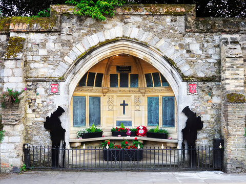 Ely War Memorial honors those who served in conflict in Ely Cambridgeshire