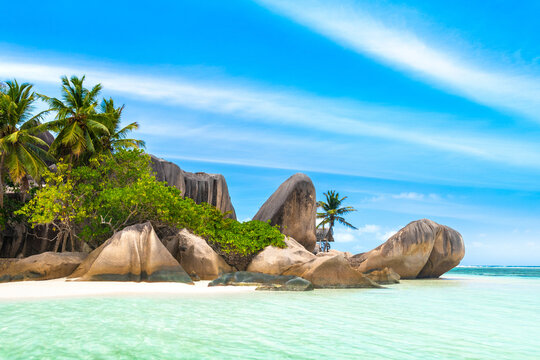 Anse Source D'Argent - the most beautiful beach of Seychelles. La Digue Island, Seychelles