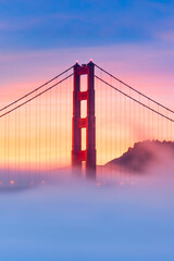 Fototapeta premium Golden Gate Bridge With Morning Fog. San Francisco, California, USA