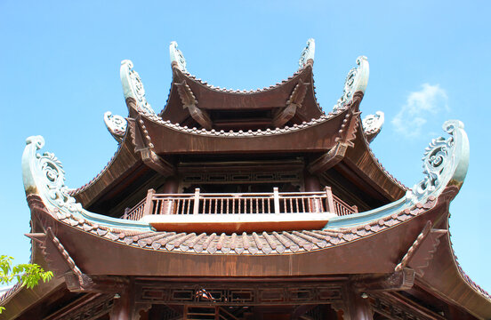 h&atilde;y c&ugrave;ng t&ocirc;i đi dạo v&agrave; tham quan những cảnh đẹp tại việt nam