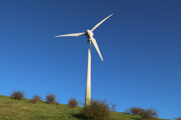 Fototapeta premium Windrad - Windenergie - Grüner Heiner - Repowering