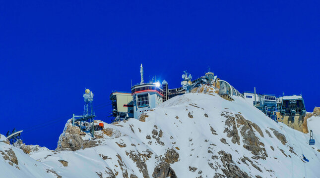 Bergstation auf Gipfel Zugspitze Zugspitzgipfel Winter