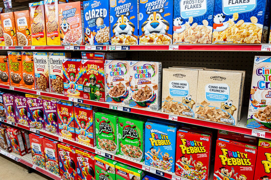 "breakfast cereal aisle at local supermarket 11-23-2025 Chambersburg Pennsylvania"