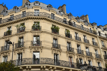 Obraz premium Façade haussmannienne à Paris 