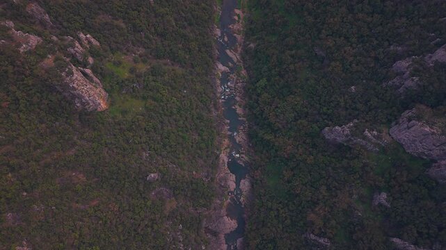 Istanbul Canyon Zoom In 