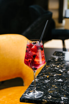 Aperol Berry Spritz cocktail with Prosecco