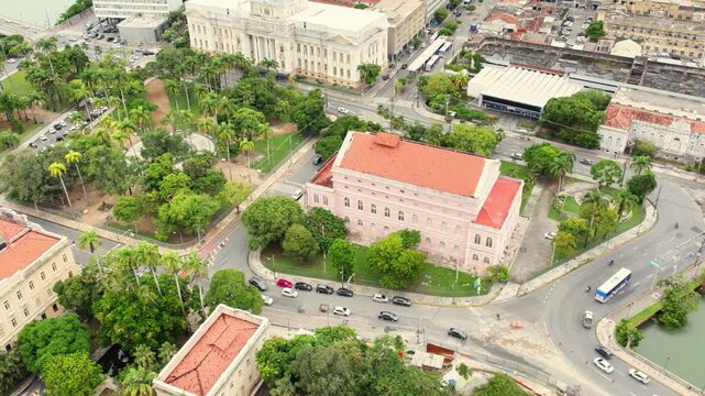 Centro da Cidade do Recife em um dia de chuva no estado de Pernambuco visto de cima com drone 4k