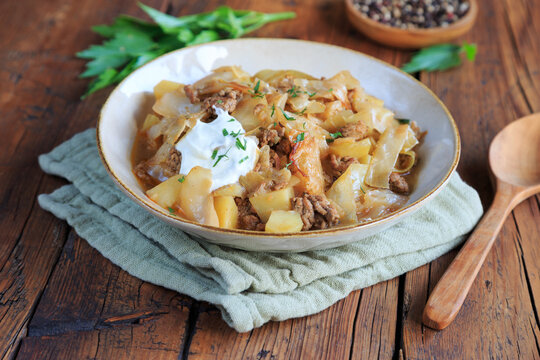 Schichtkohl mit Hackfleisch & Kartoffeln
