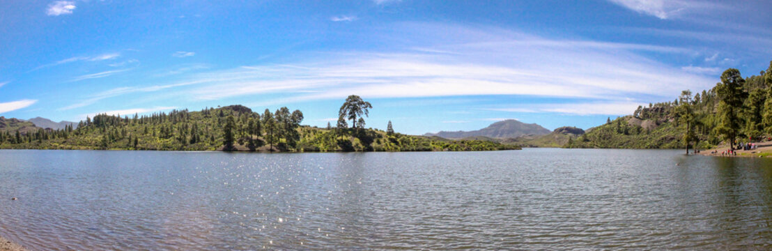Panor&aacute;mica de la Presa de Las Ni&ntilde;as en la isla de Gran Canaria, Espa&ntilde;a