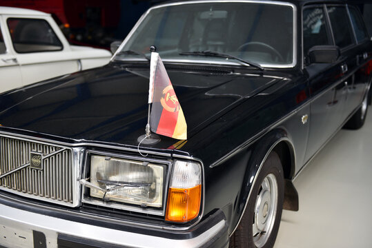 Staatskarosse der DDR Volvo 264 TE