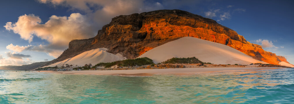 Socotra Island Arher Beach sand dunes panorama Yemen copy space