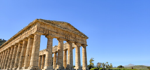 Fototapeta premium Image of Segesta temple in a clear sunny day at Sicily