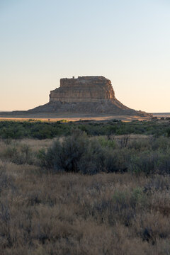 USA, New Mexico, Chaco Canyon.  Fajada Butte, rises 135 meters (443 feet) above the canyon floor, and marks the entrance to the National Park