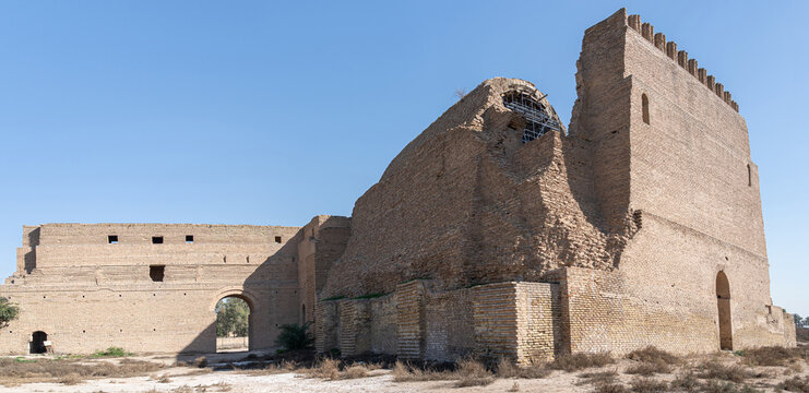 Ruins of the Taq Kasra palace complex and monumental arch, Ctesiphon, Iraq