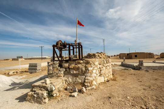 An old water well, a well that is no longer in use.