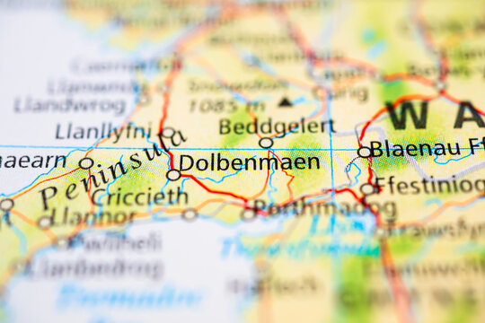 Close up road map showing Dolbenmaen and Criccieth in North Wales.