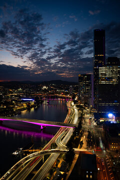 Brisbane by night