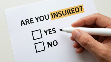 Fototapeta premium Are You Insured Form with Yes or No Checkbox – Insurance Decision and Coverage Concept