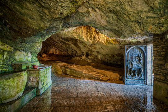 S. Angelo in Grotte, Molise. The Church - cave of St. Michael the Archangel 0226V