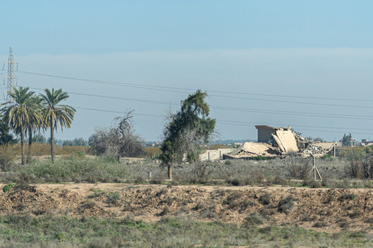On the way from Baghdad to Samarra, Iraq