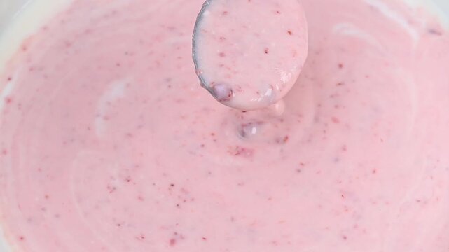  video of yogurt with raspberry jam