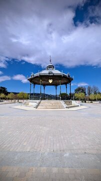 VALENCE (Dr&ocirc;me)