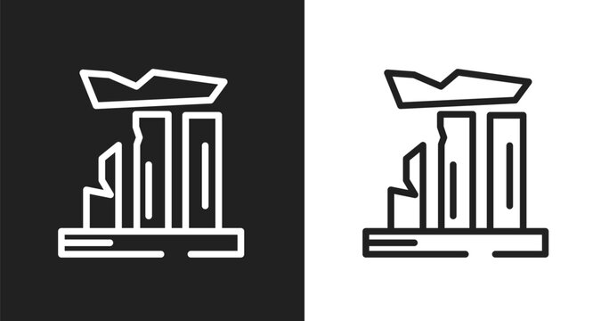Relics icon. Linear black, white icon from desert collection. Outline relics vector. Thin line symbol isolated on white and black background