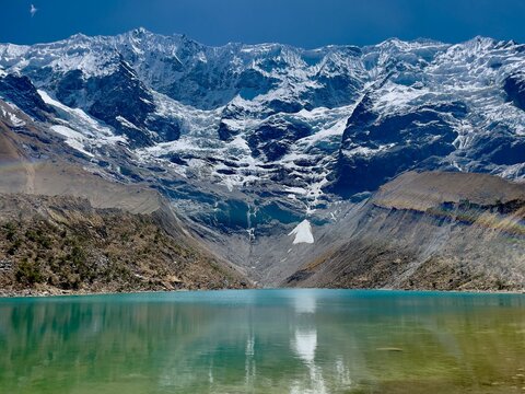 Humantay lagoon with high mountains reflected, Per&ugrave; 