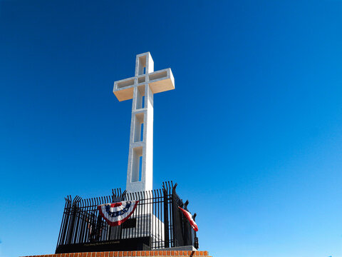 Cross at Mount Soledad Memorial Park