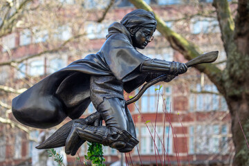 Obraz premium Harry Potter Statue in Leicester Square, London