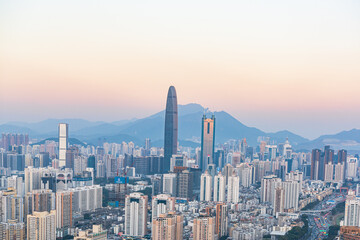 Obraz premium The skyline of Futian District, Shenzhen at dusk