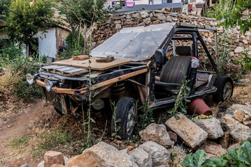 Fototapeta premium Post apocalyptic home-made car in Bcharre (Bsharri) town, Lebanon