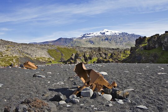 Remnants of a British trawler run ashore in 1948 on the beach at Djupal&oacute;nssandur, Snaefellsness Peninsula, Iceland, Atlantic Ocean