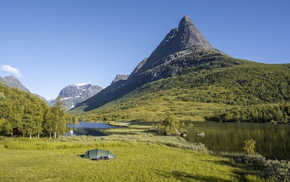 Tent on camping site by the lake Litlvatnet in the high valley Innerdalen, mountain Innerdalst&aring;rnet, Trollheimen Mountain Area, Sunndal, M&oslash;re og Romsdal, Vestlandet, Norway
