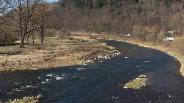 Dolina Popradu, Muszyna, widok na rzekę i okolice