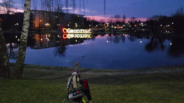 
Bicycle trip by the lake in the forest at sunny day, Mazovia, Poland.
Wycieczka rowerowa wzdłuż jeziora w lesie w słoneczny dzień, Mazowsze, Polska.