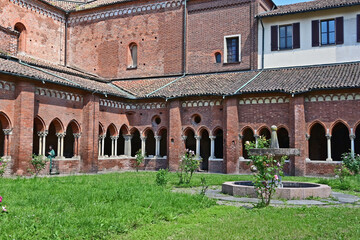 Fototapeta premium Milano, L'abbazia benedettina di Chiaravalle, Lombardia, Italia