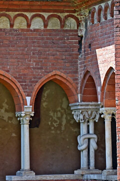 Milano, L'abbazia benedettina di Chiaravalle, Lombardia, Italia