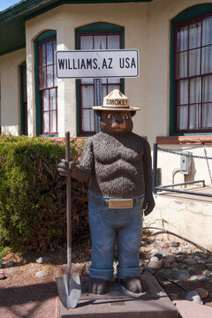Williams, Arizona - March 28, 2026: Smokey the Bear statue in Williams Arizona