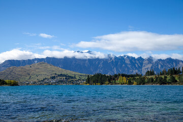 Fototapeta premium Mountain and sea in Queenstown, New Zealand