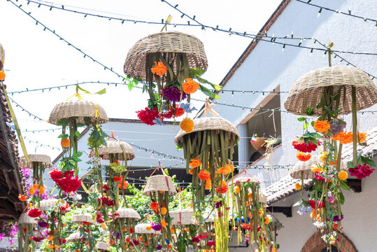 mercado, decoraciones, navida, de compras, variopinto, asia, estambul, viajando, pavo, color, cultura, sien, souvenir, vacaciones, regalo, singapur, &aacute;rbol, tradicional, l&aacute;mpara, juguete, religiones, b